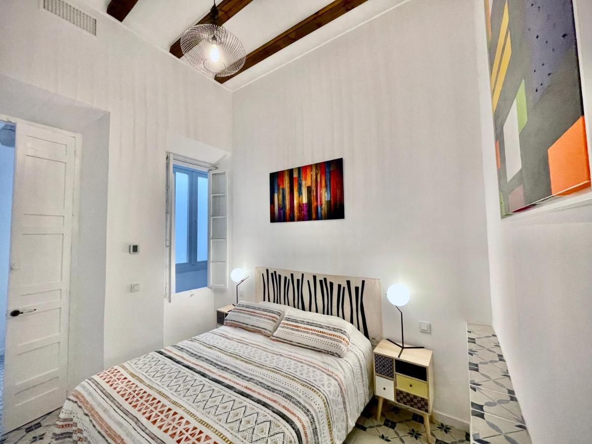 Puerta Azul 3 Bedroom Deluxe Apartment Малага Екстериор снимка