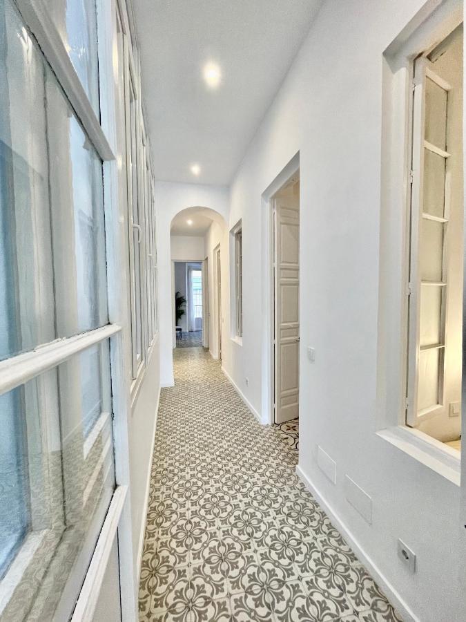Puerta Azul 3 Bedroom Deluxe Apartment Малага Екстериор снимка